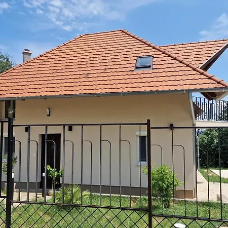Forest House Balaton Appartement *